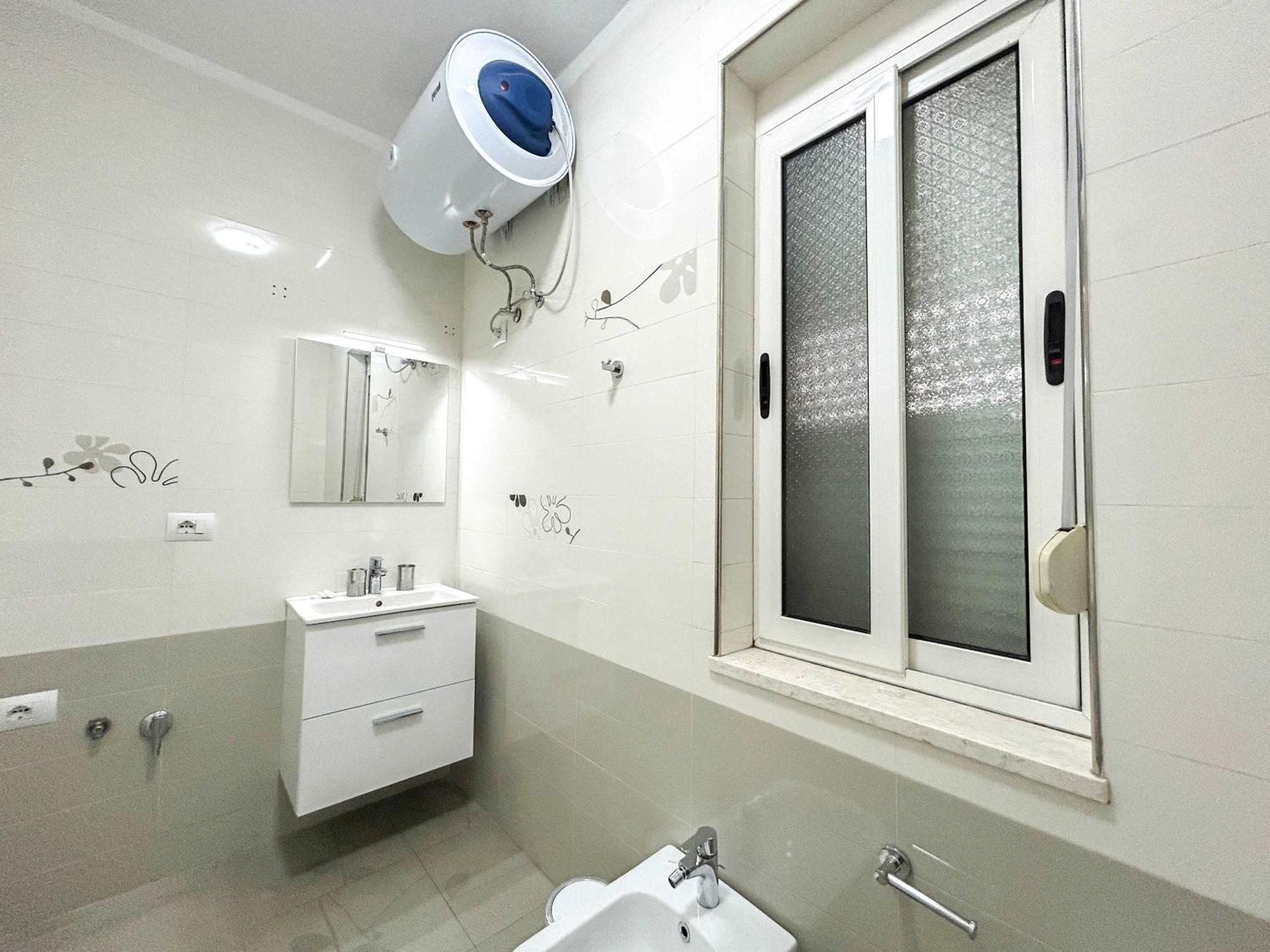 Royal 520 Apartment Durres Bagian luar foto