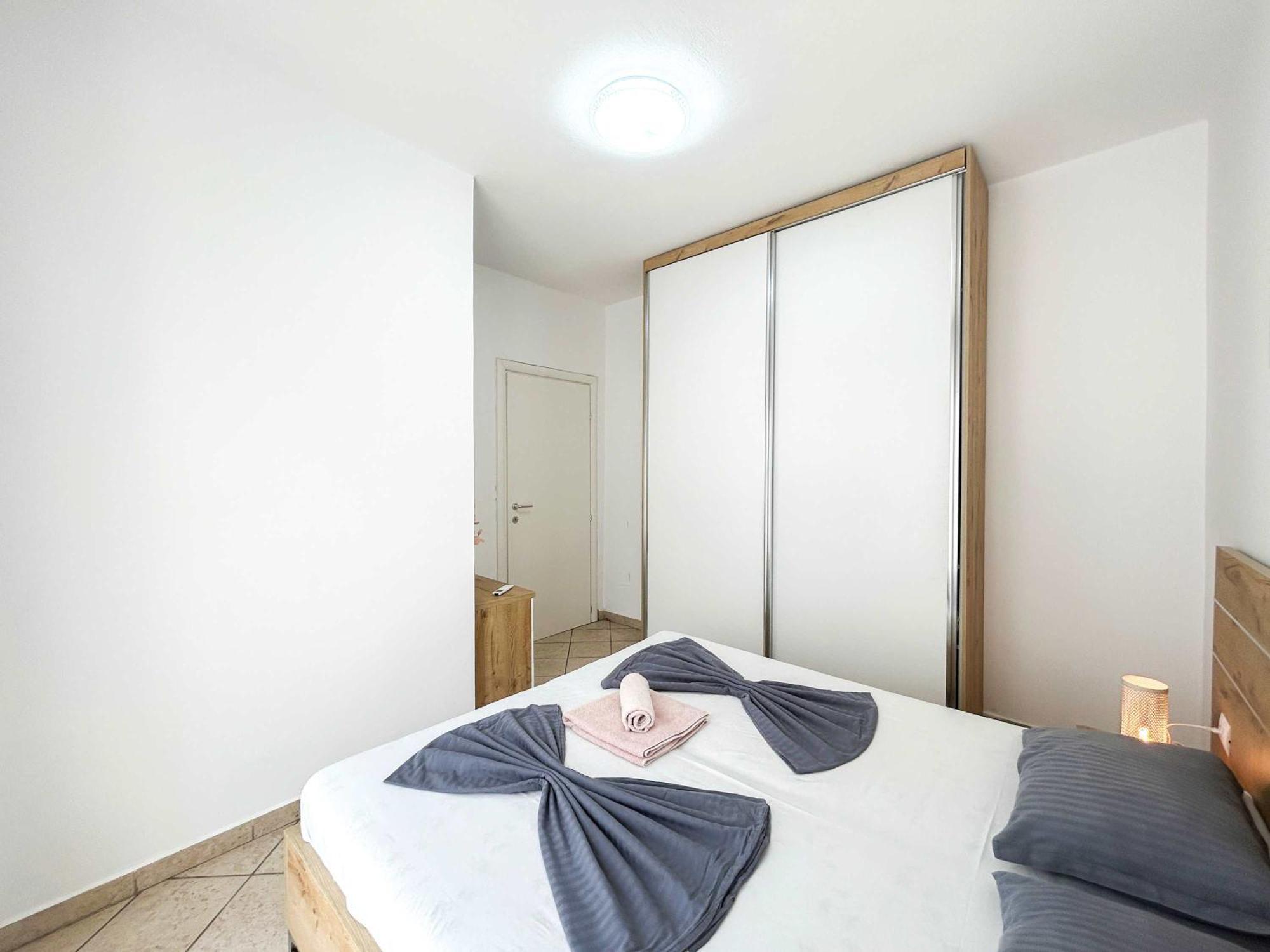 Royal 520 Apartment Durres Bagian luar foto